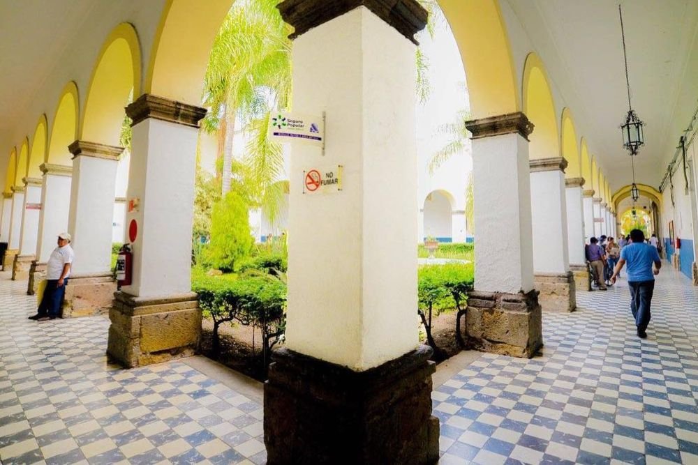 Hospital civil viejo de Guadalajara (Foto: Instagram@hospitalcivilgdl)