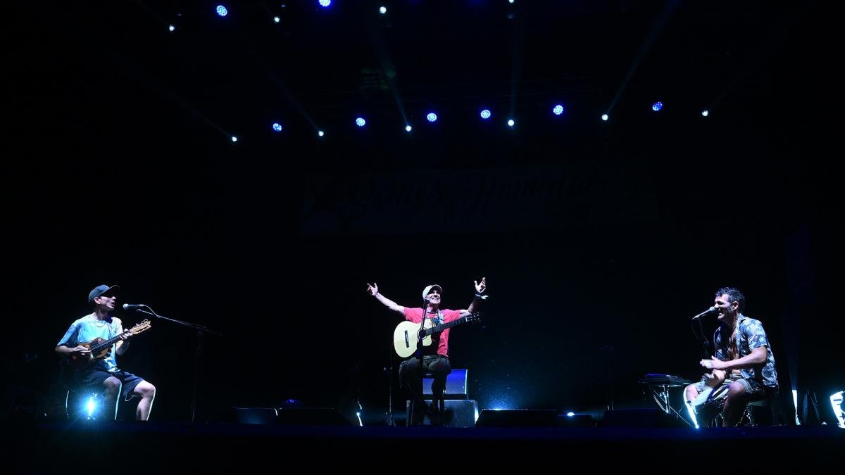 Es hora de pasar a la accin Rosario Fuera motosierra en obvia alusin al presidente Javier Milei dijo Chao Foto Sebastin Granata