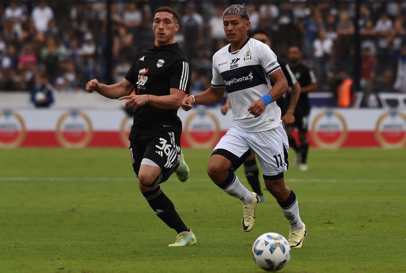 Gimnasia y Esgrima La Plata-Deportivo Riestra
