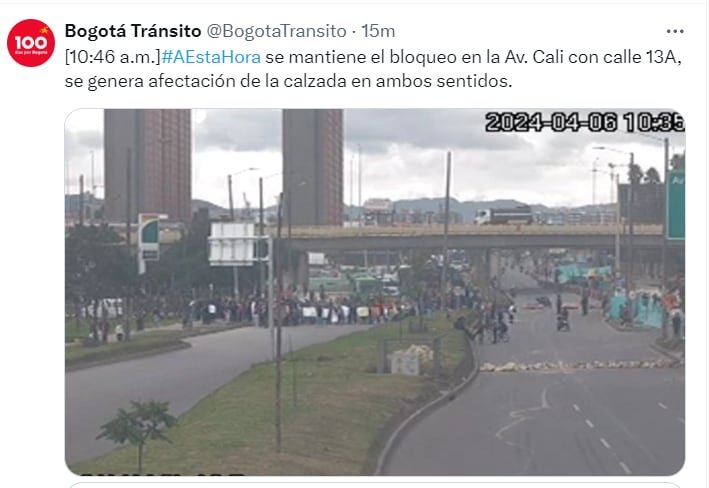 Se mantiene bloqueo en la avenida Ciudad de Cali con 13D - crédito @BogotaTransito/X