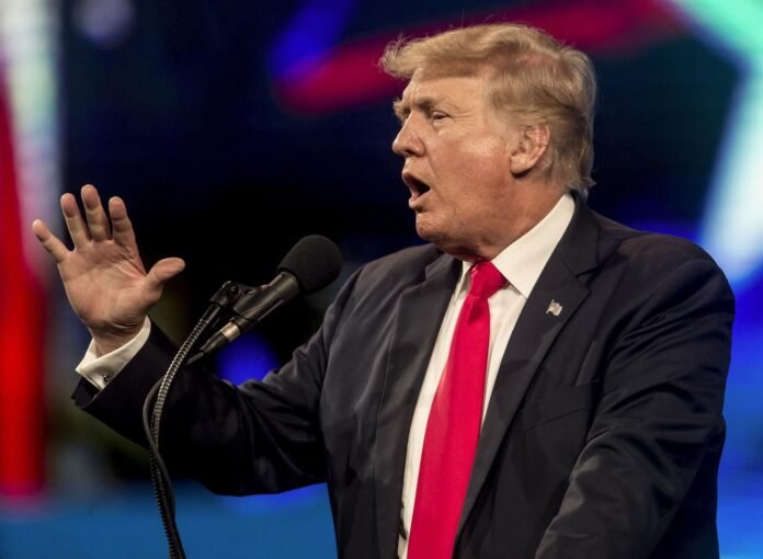 Trump recibe el respaldo de la Asociación Nacional del Rifle y pide el voto de los propietarios de armas