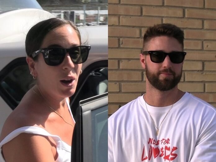 Anabel Pantoja y David Rodríguez ya están en Sevilla