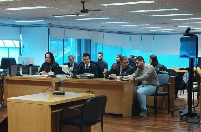 El TSJM mantiene la absolución del 'caso ariete' pero determina que el acceso carecía de habilitación legal