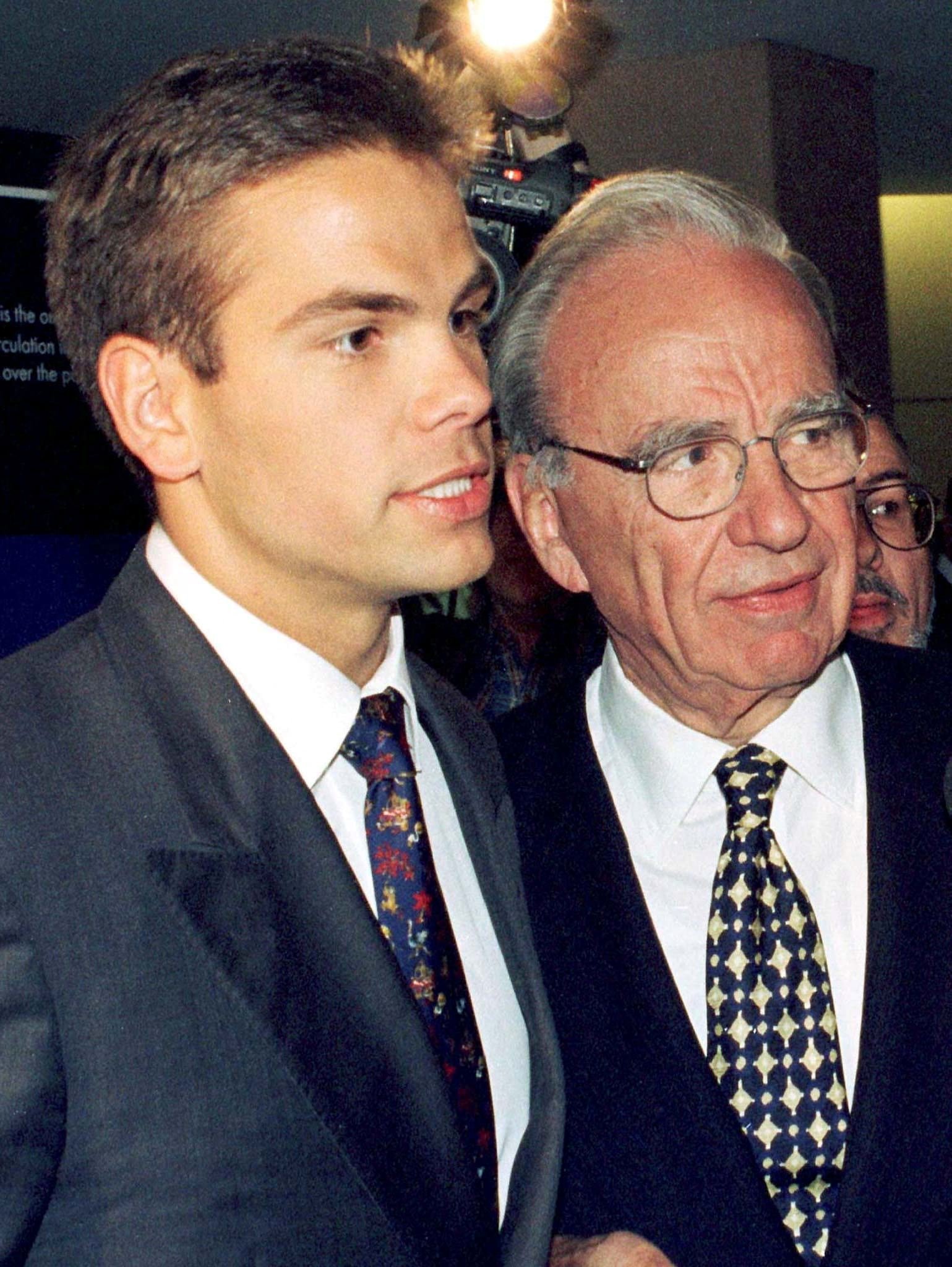 Tres de los hijos mayores de Murdoch han unido fuerzas para detener los cambios en el fideicomiso. (REUTERS/Stringer/File Photo)