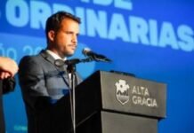 Marcos Torres Lima podría dejar la intendencia para asumir como ministro provincial